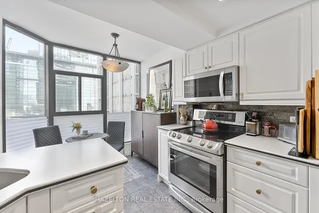 Additional image 15 of 1331 Bay St Unit 504