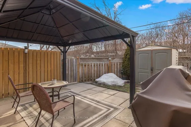 Additional image 24 of 2101A Meadowbrook Dr