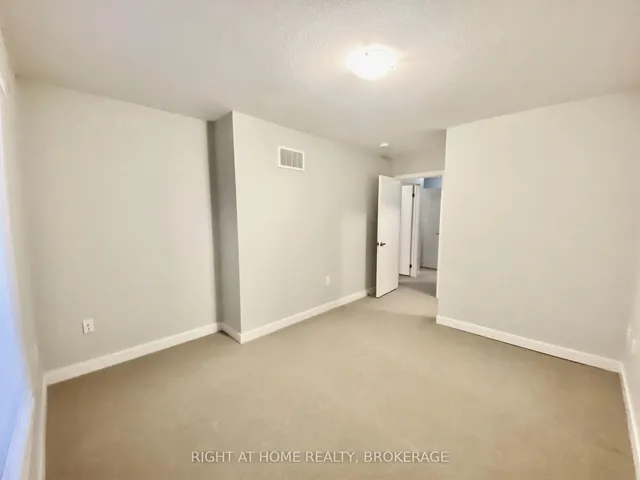 Additional image 8 of 590 North Service Rd Unit 85