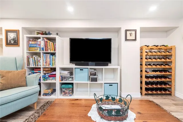 Additional image 28 of 18 Cliff Ave