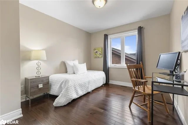 Additional image 33 of 45 Elder Ave