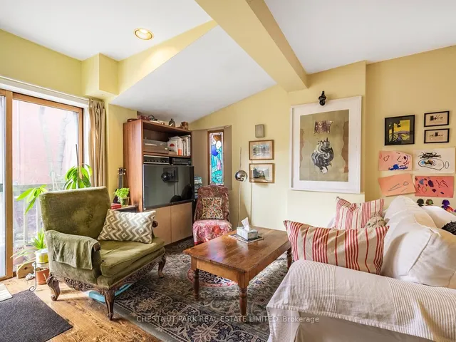 Additional image 8 of 657 Davenport Rd