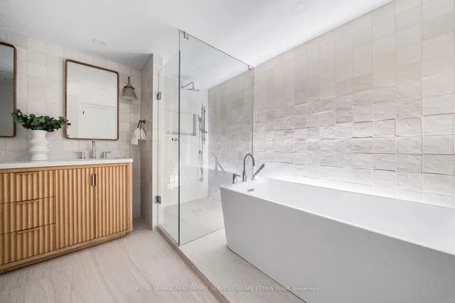 Additional image 15 of 40 Oaklands Ave Unit 329