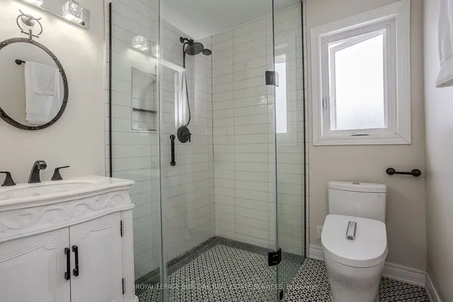 Additional image 35 of 10 Karendale Cres