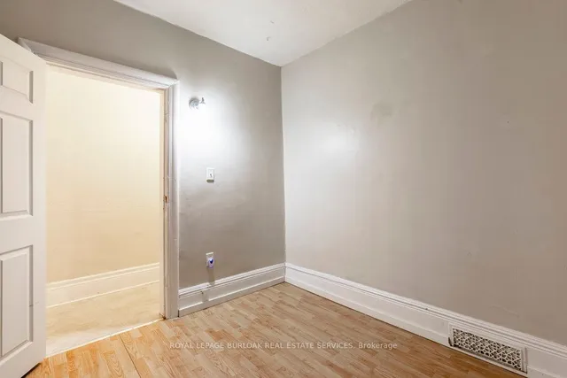 Additional image 12 of 70 Pearl St