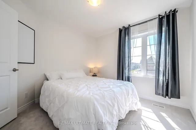 Additional image 39 of 121 Haldimand St