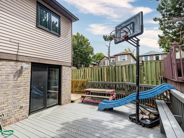 Additional image 47 of 55 Scarfair Ptwy