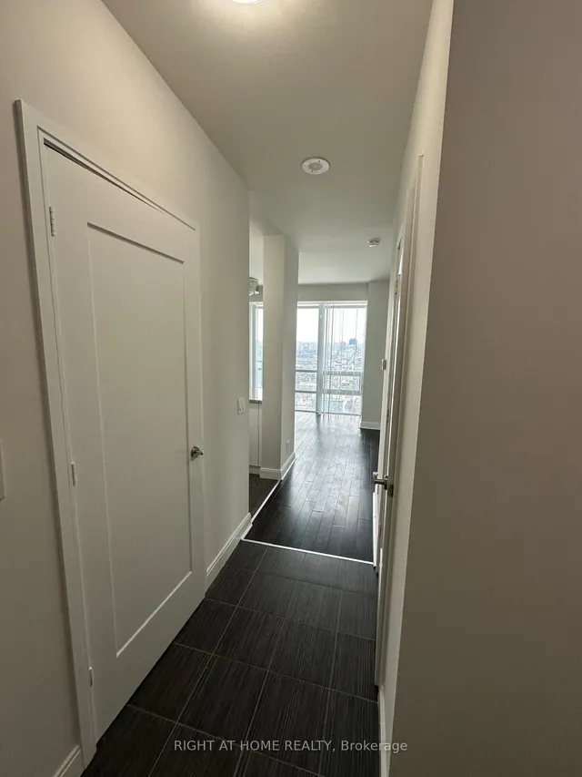 Additional image 18 of 825 Church St Unit 2903