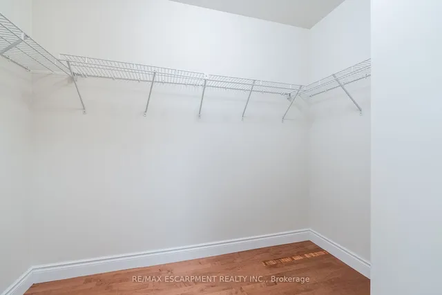 Additional image 23 of 399 Elizabeth St Unit 611