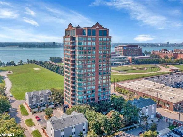 3320 Spinnaker Ln APT 18A, Detroit, MI 48207