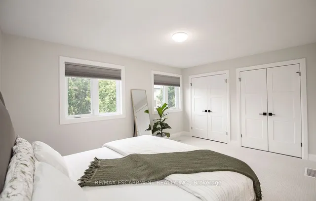 Additional image 28 of 1809 Upper Wentworth St Unit 22