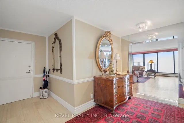 Additional image 11 of 65 Harbour Sq Unit 2410