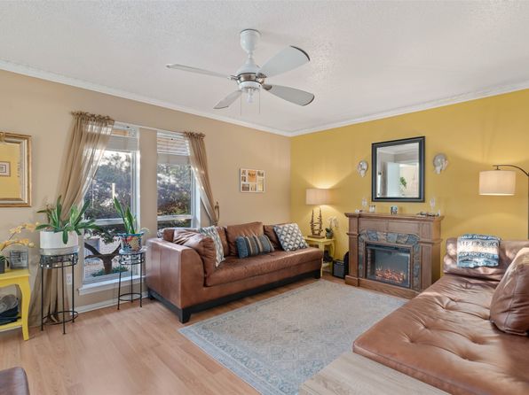 5082 Matilda St APT 220, Dallas, TX 75206