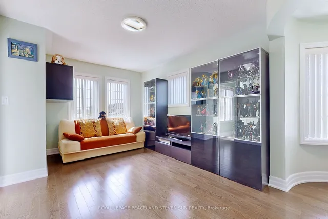 Additional image 29 of 135 Beaveridge Ave