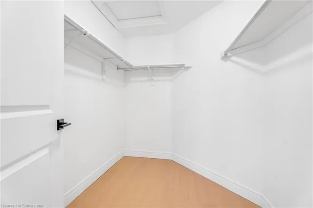 Additional image 32 of 22 Roselawn Ave