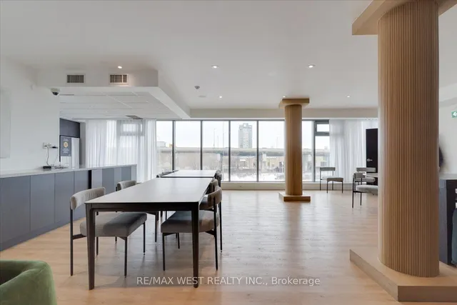 Additional image 15 of 59 East LIberty St Unit 2302