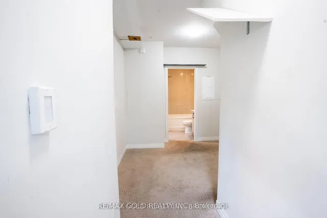 Additional image 16 of 402 The East Mall N/A Unit 116