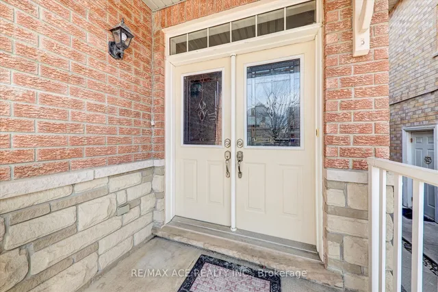 Additional image 5 of 27 Village Lake Cres