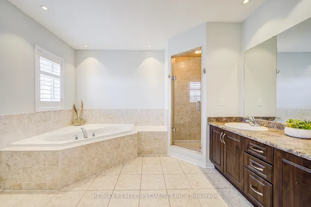 Additional image 23 of 82 Yellow Avens Blvd