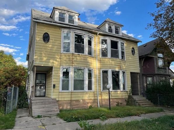 2908 Elmwood St, Detroit, MI 48207