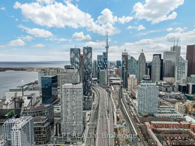 Additional image 27 of 460 Adelaide St Unit 2112