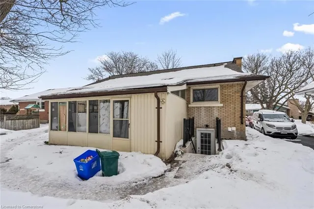 Additional image 42 of 40 Donald St