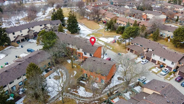 Additional image 43 of 49 Dawson Cres