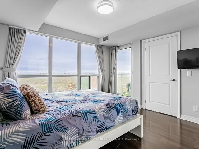 Additional image 16 of 50 Town Centre Crt Unit 2602