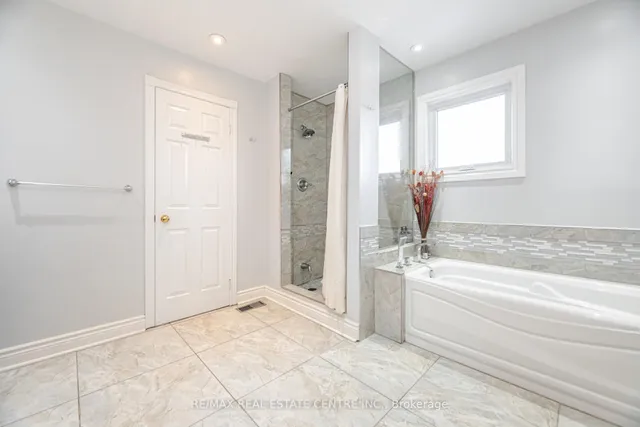 Additional image 28 of 5175 Guildwood Way