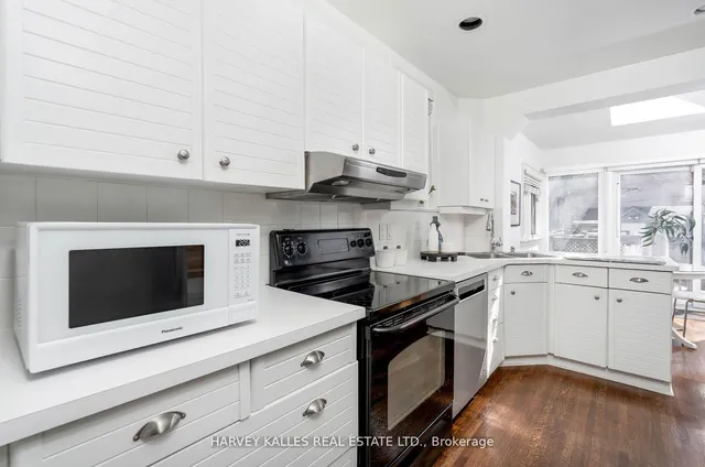 Additional image 25 of 469 Roselawn Ave