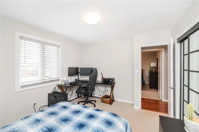 Additional image 20 of 647 Tomahawk Cres