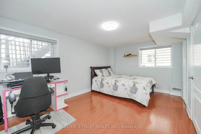 Additional image 7 of 40 Rochefort Dr