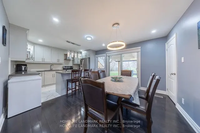 Additional image 32 of 103 Oakley Blvd