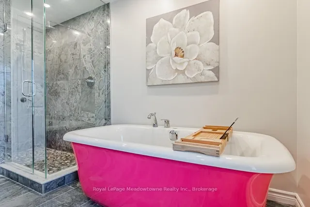 Additional image 28 of 572 Brock Crt