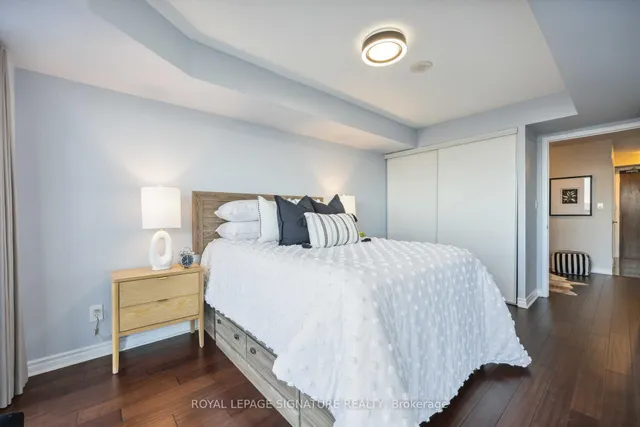 Additional image 27 of 35 Hollywood Ave Unit 703