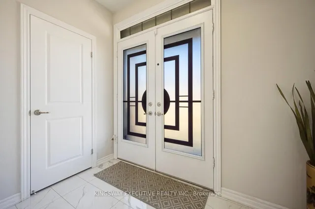 Additional image 4 of 12 ACTION Dr