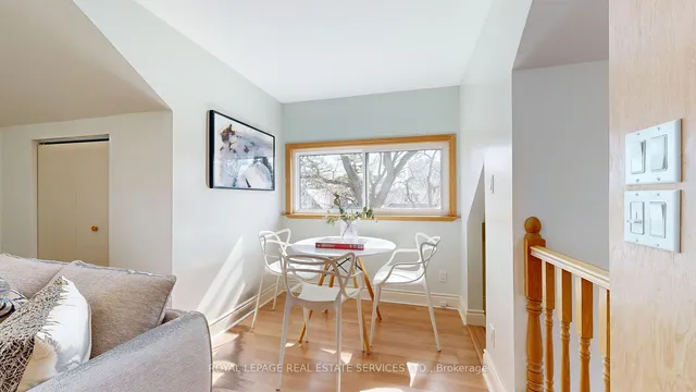 Additional image 37 of 216 Humberside Ave