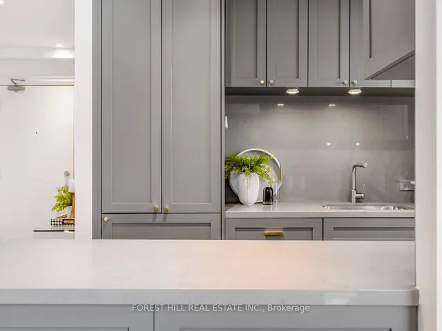 Additional image 15 of 717 Eglinton Ave Unit 307