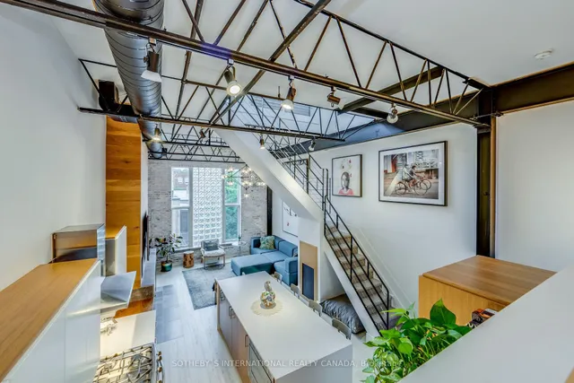 Additional image 23 of 676 Richmond St Unit 208