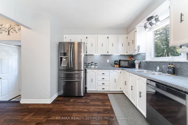 Additional image 11 of 32 Longbourne Cres