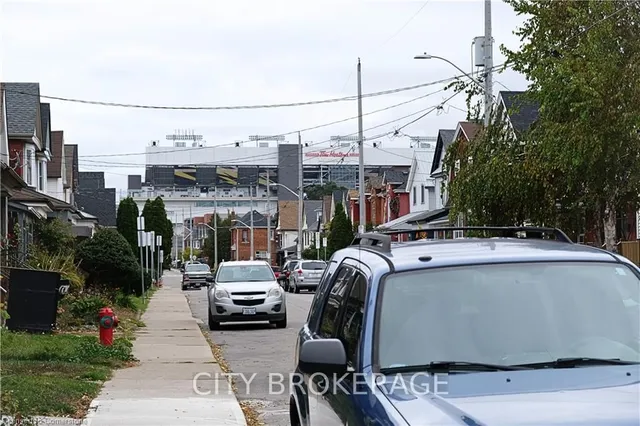 Additional image 19 of 90 Sherman Ave