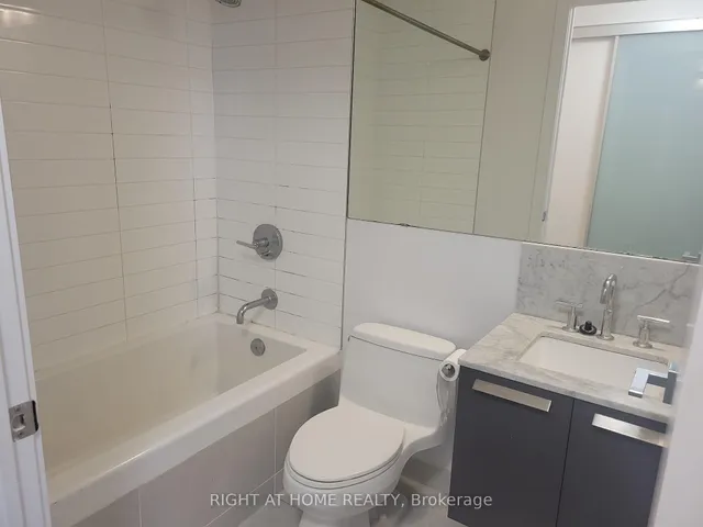 Additional image 17 of 42 Charles St Unit 2510