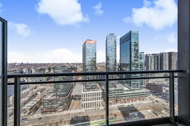 Additional image 33 of 25 Capreol Crt Unit 3805