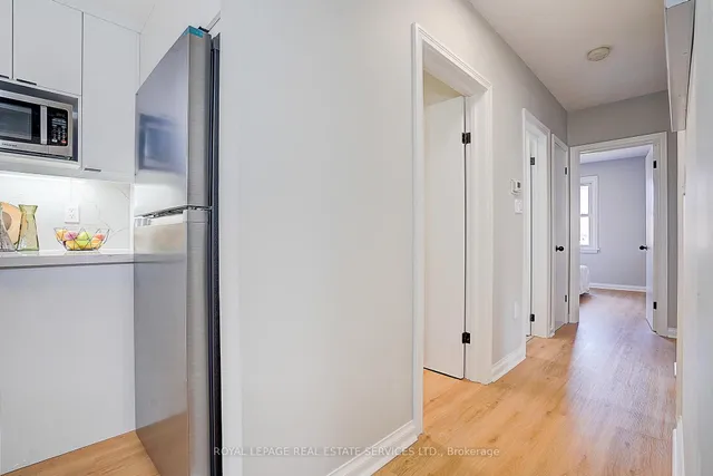 Additional image 16 of 8 Bellvare Cres