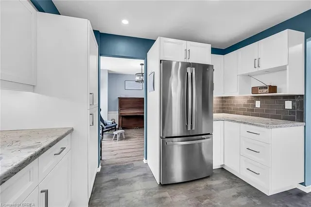 Additional image 21 of 16 Hillsdale Crt