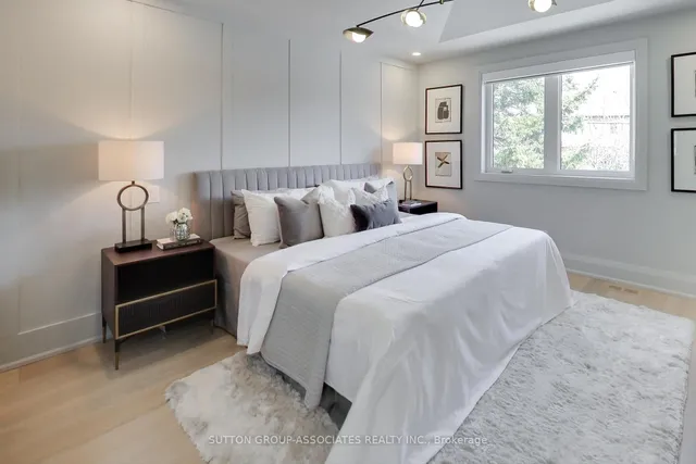 Additional image 23 of 393 Winnett Ave