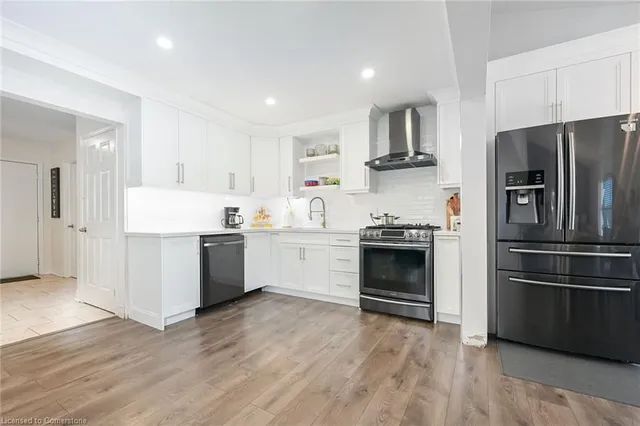 Additional image 10 of 10 Amherst Cir