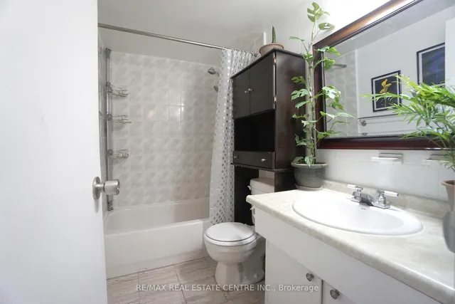 Additional image 16 of 2245 Eglinton Ave Unit 807