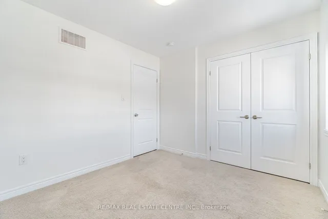 Additional image 17 of 136 Westbank Tr