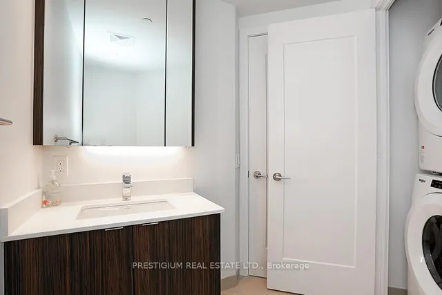 Additional image 12 of 1 Edgewater Dr Unit Ph06